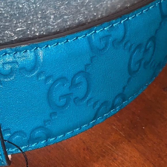 Guccissima Teal leather belt. Size 80-32